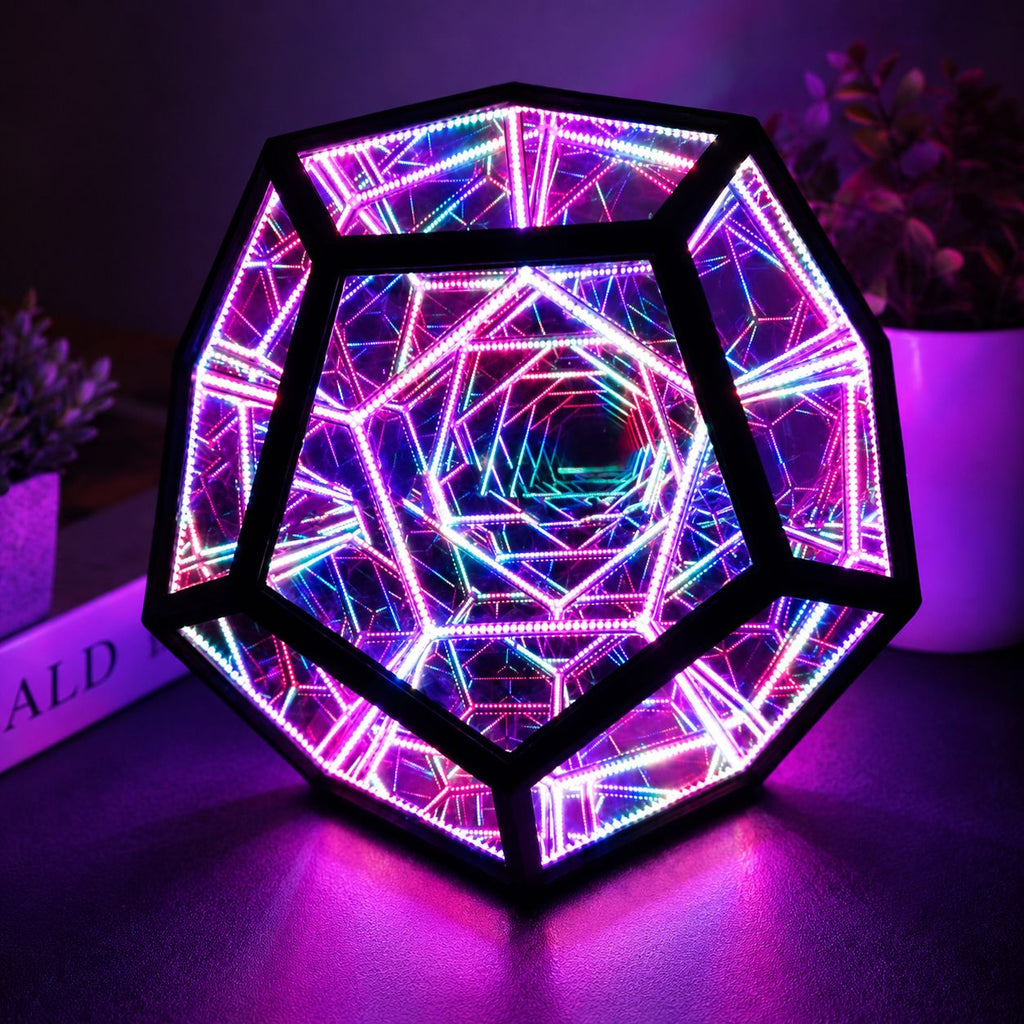 Lampa Infinity Galaxy LED – Atmosferă Futuristică RGB